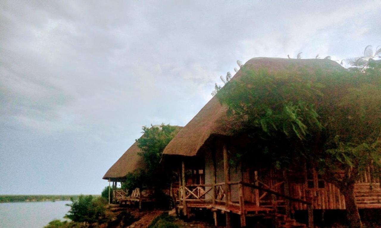 Tembo Safari Lodge Katunguru Eksteriør bilde