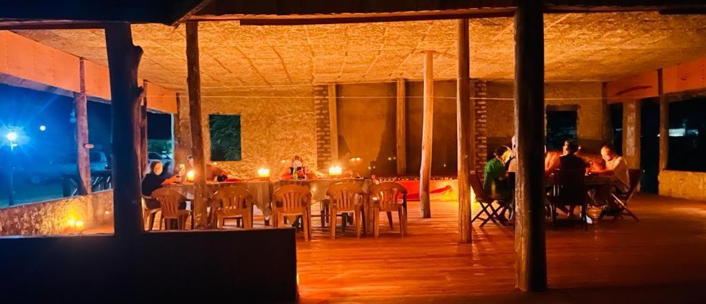 Tembo Safari Lodge Katunguru Eksteriør bilde
