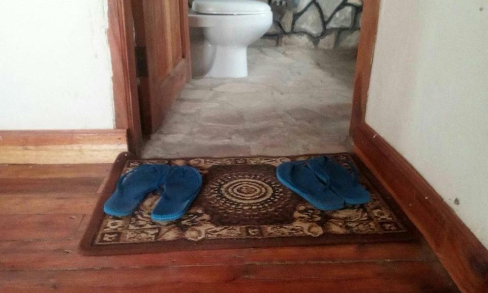 Tembo Safari Lodge Katunguru Eksteriør bilde
